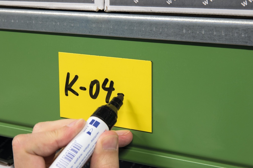 Writable Magnetic Sheets