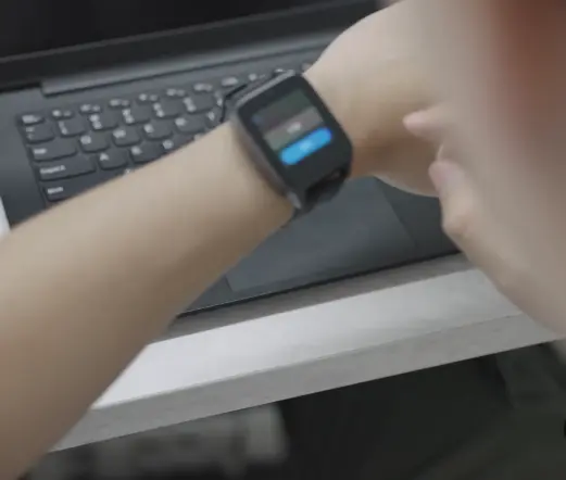 PUDU Watch 4G with NFC: call the robot and get the arrival alert