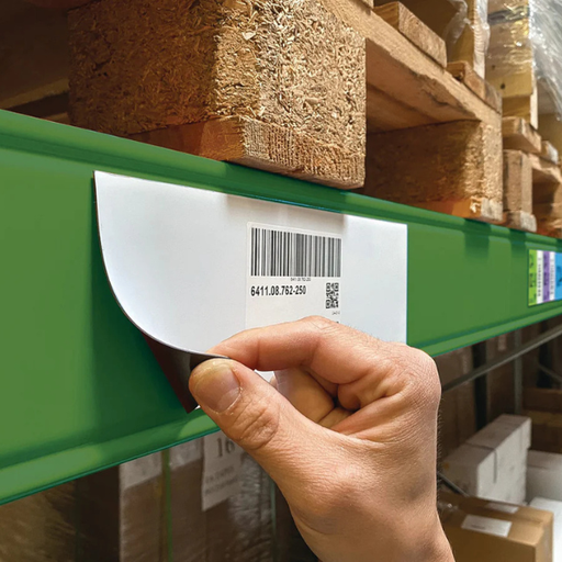 Roll label holder anti-stick