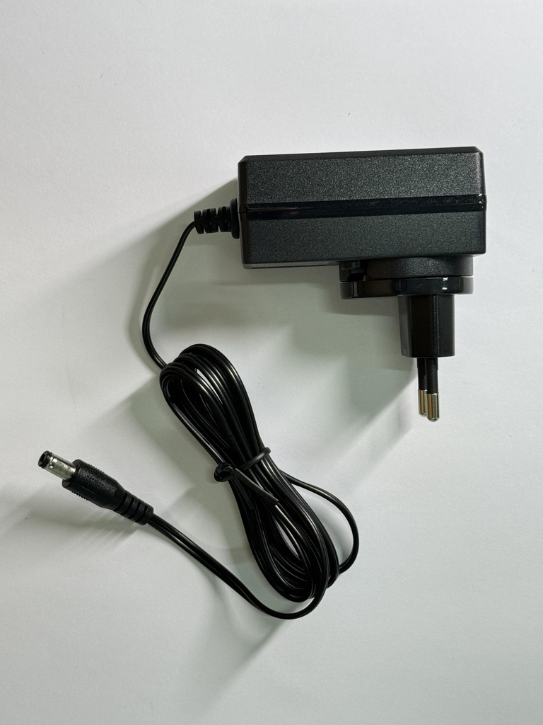 Alimentatore 12 V 2 A con spina europea per stazioni di ricarica PUDU
